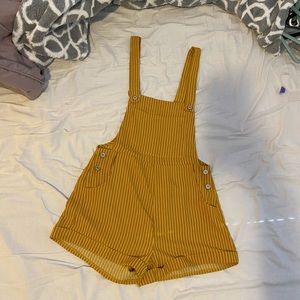 YELLOW SHIEN OVERALL SHORTS. super good condition